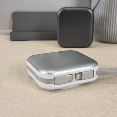 Pin dự phòng từ tính 10.000mAh WiWU 