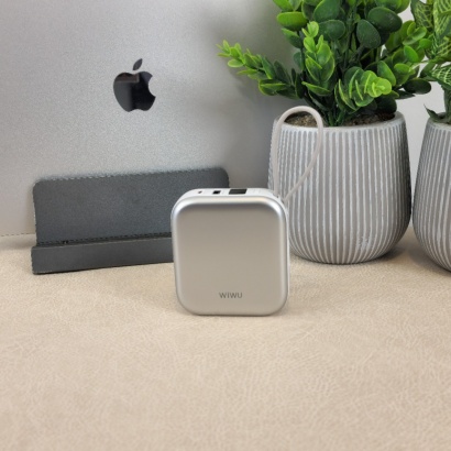 Pin dự phòng từ tính 10.000mAh WiWU 
