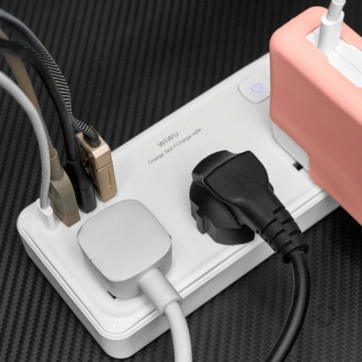 Ổ Cắm Điện Đa Năng 30W WiWu 